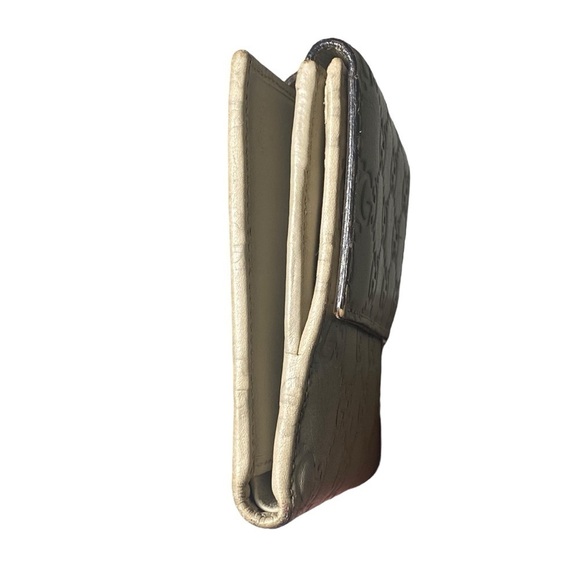 Vintage Gucci Heart Compact Wallet - Picture 8 of 10